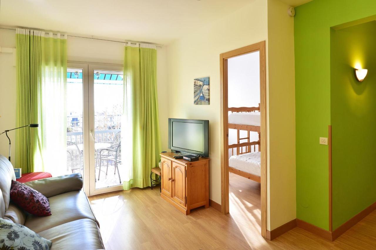 Un Sejour A Empuriabrava-terrasse-vue -clime- Wifi Parking Empuriabrava