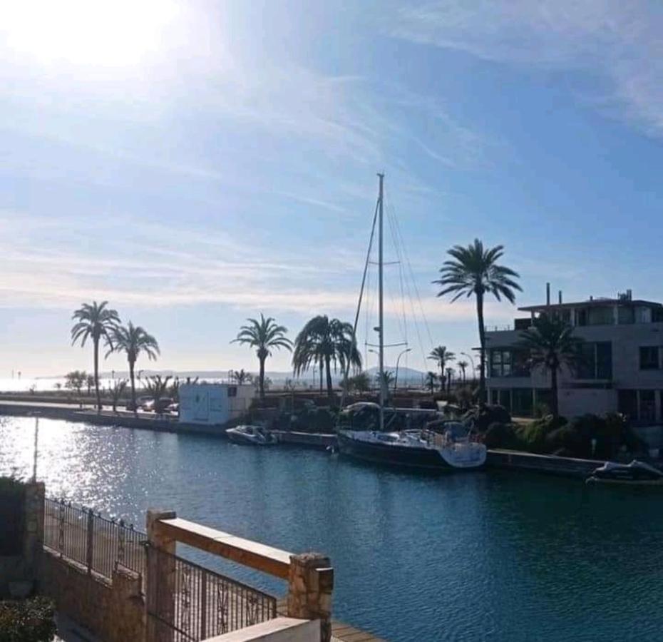 Apartment Unsejouraempuriabrava-terrasse-vue -clime- Wifi Parking